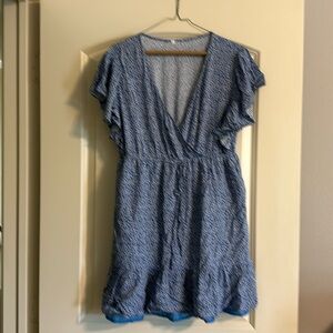 Blue floral flutter sleeve dress size large